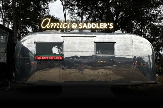 Amici @ Saddlers