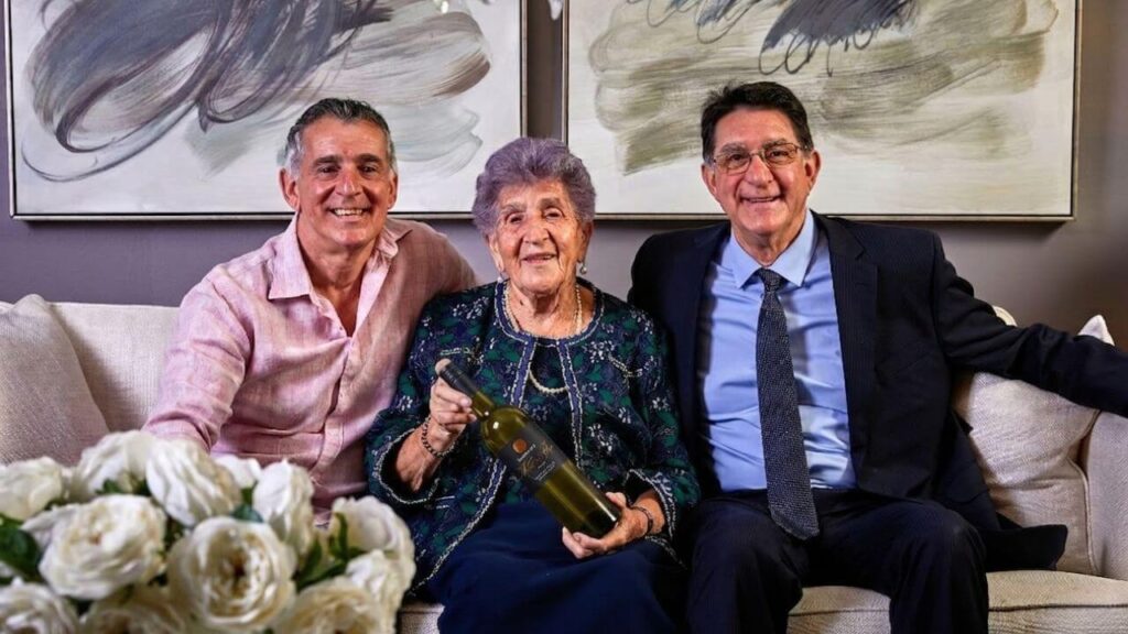 Frank, Nonna Maria, Serge Laureti